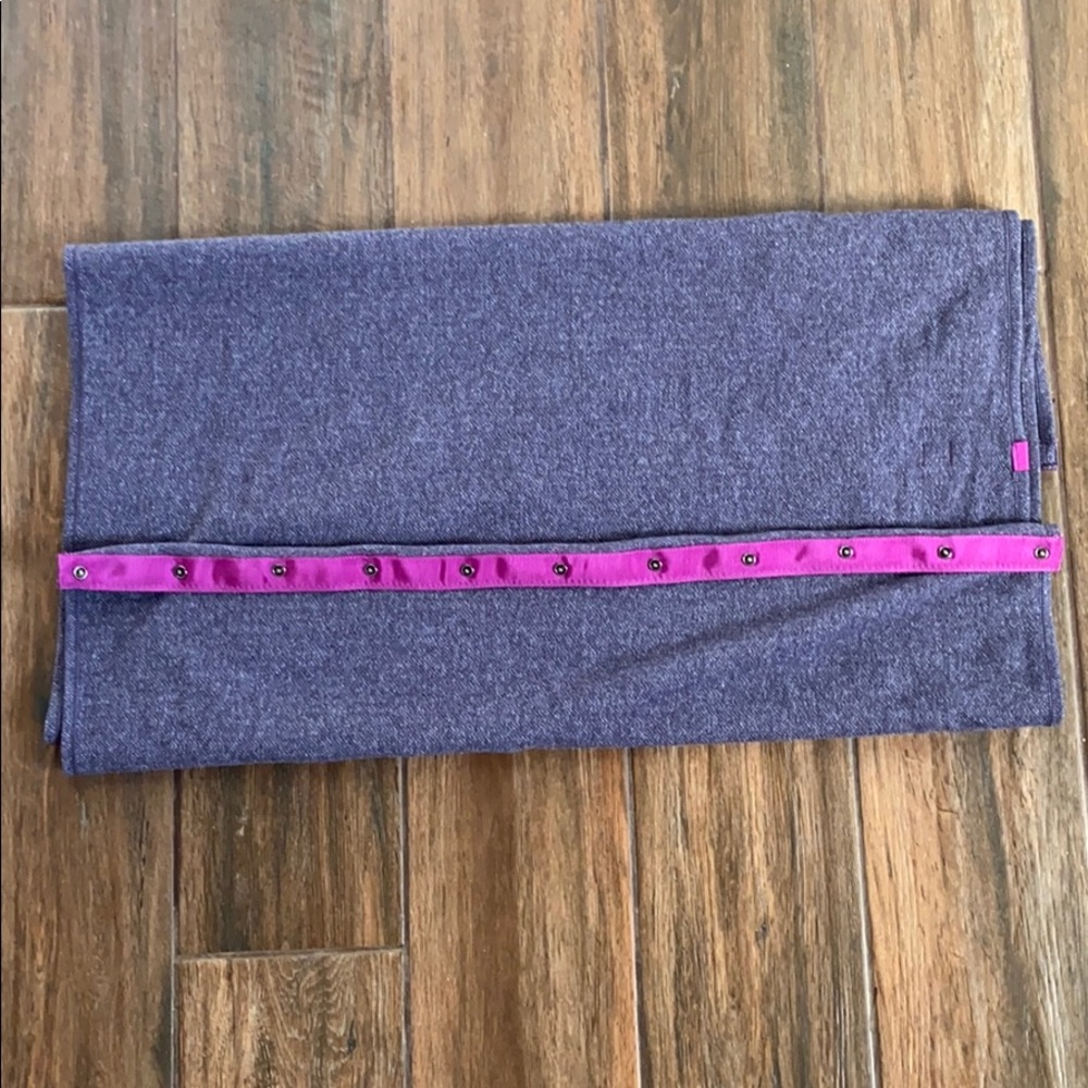 LuluLemon Vinyasa scarf